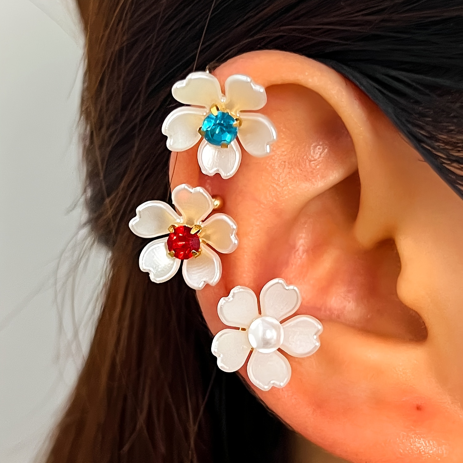 Women's Unique Synthetic Zirconia Flower Ear Clip